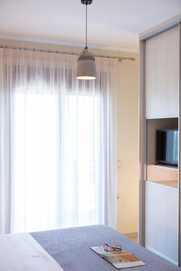 Nikolas Guest House Villa 尼基亚娜 外观 照片